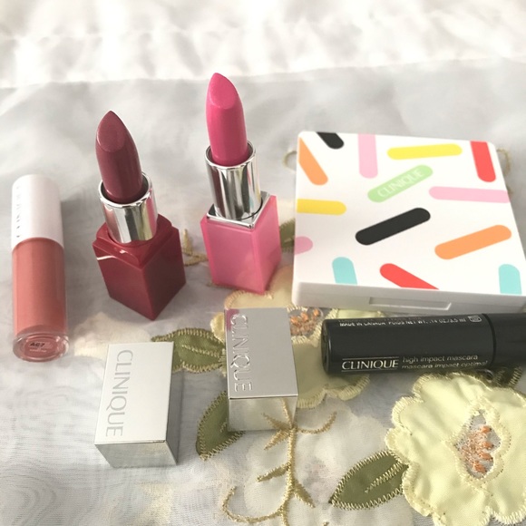 Clinique makeup bundle - Picture 2 of 2